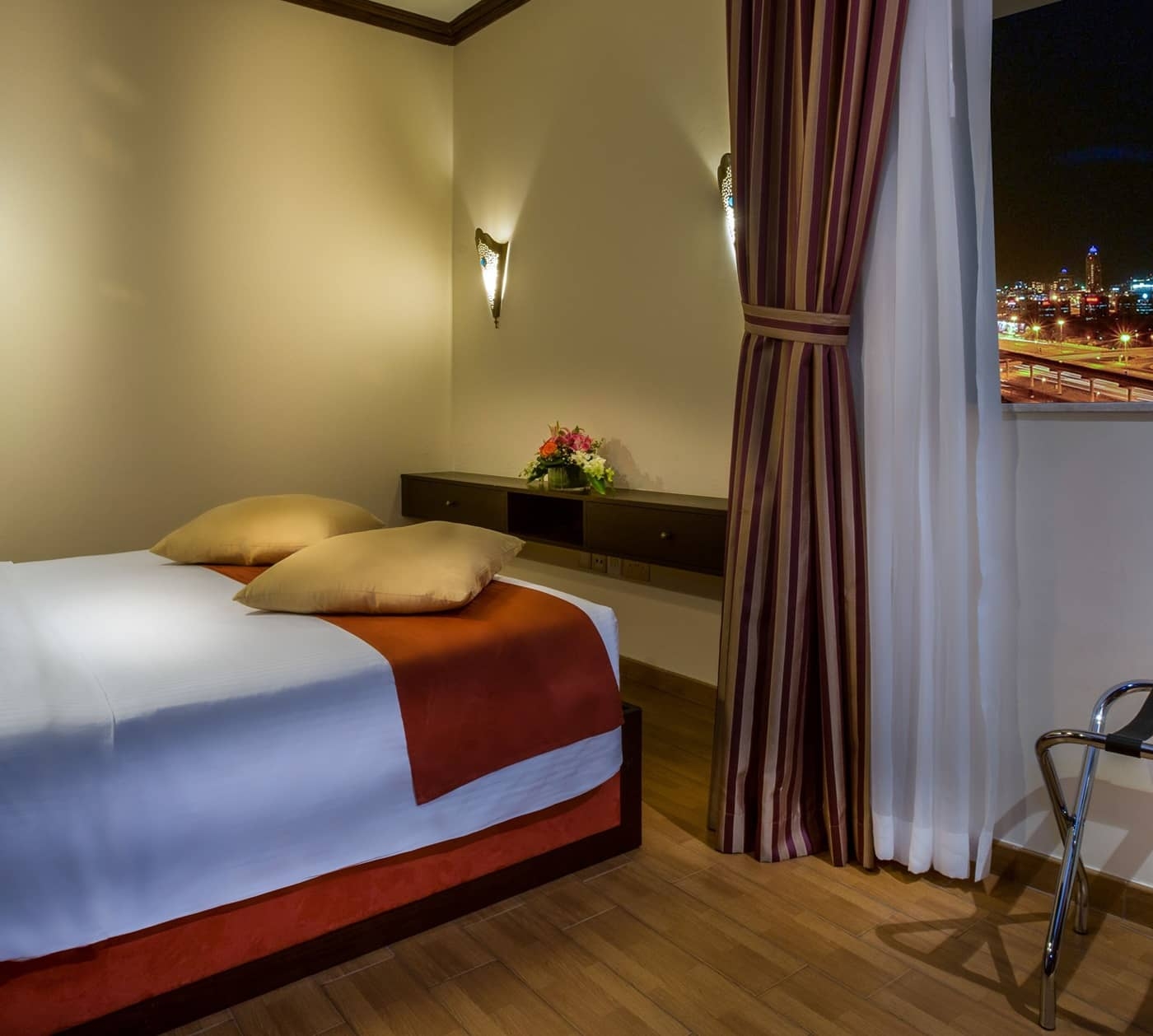 Classic One Bedroom SuiteFirstCentralHotelSuites