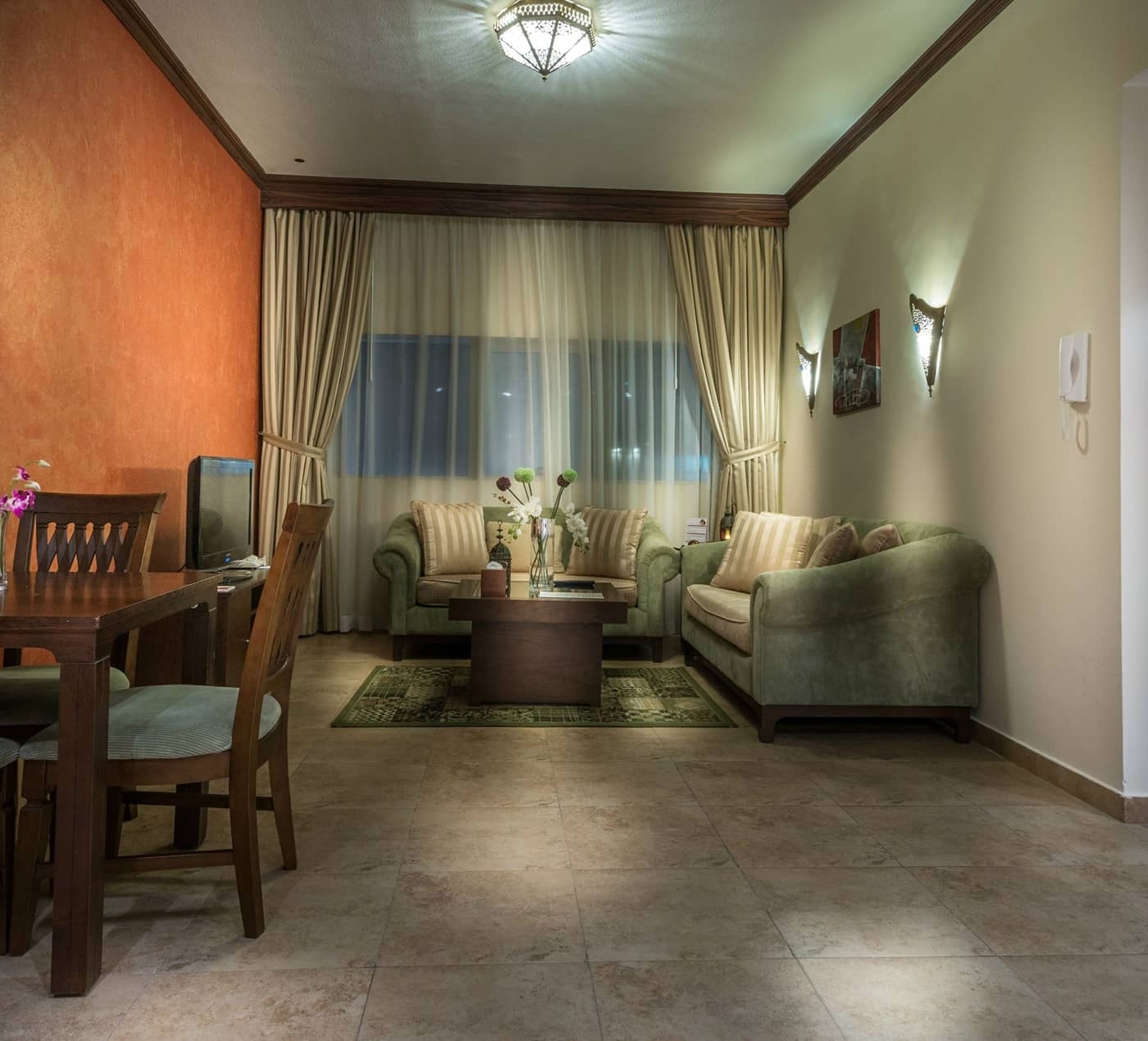 Classic One Bedroom SuiteFirstCentralHotelSuites