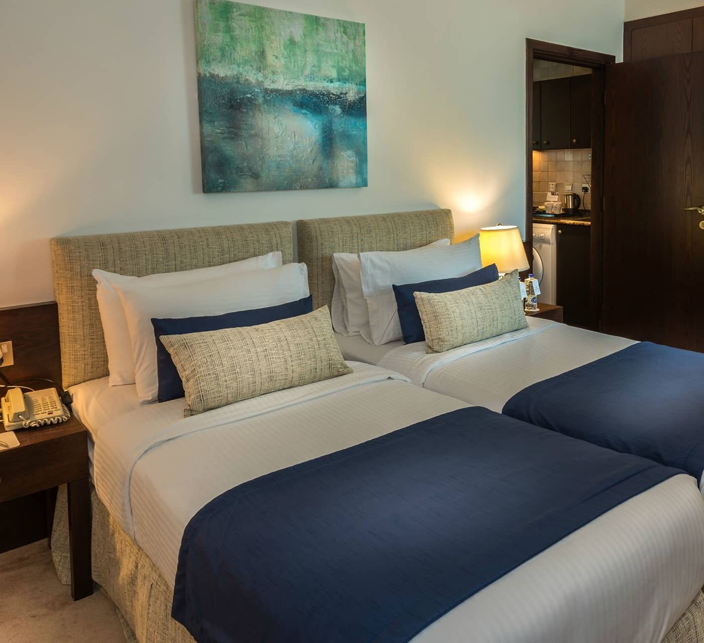 ExecutiveOneBedroomSuitefirstCentralHotel